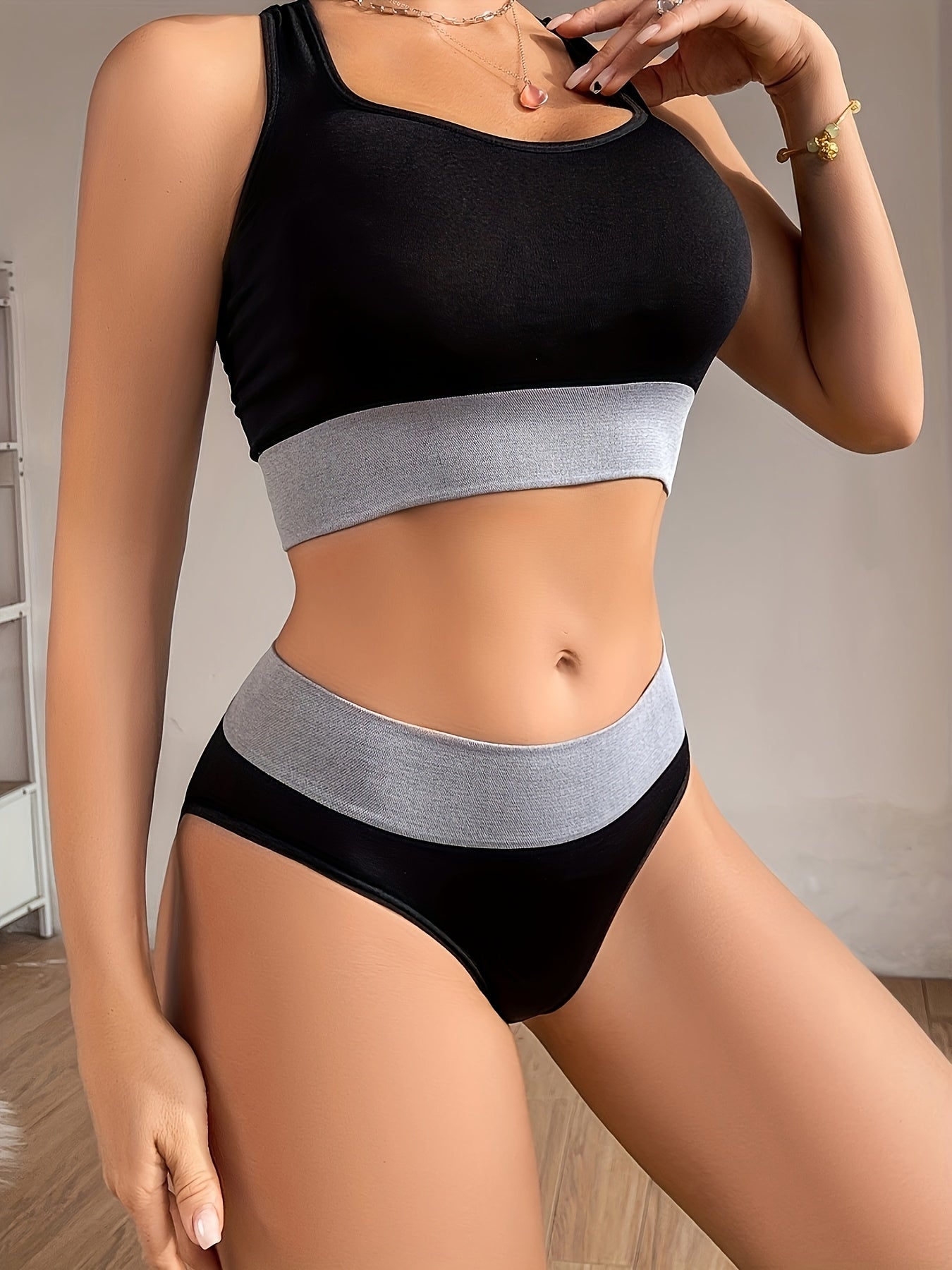 6pcs Ladies Sexy Solid Colour Comfort Bra Set, Mixed 3 Colours Fashion Clash Soft Breathable Bra Set, Wireless Push Up & Lifting Sports Bra & Low Waist Hip Wrap Panties, Suitable For Daily And Sports Wear