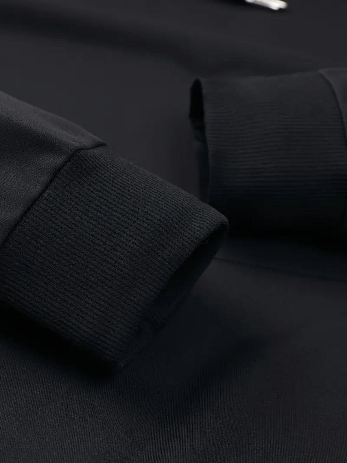 6pcs Collection for Men Featuring a Casual Sports Outfit for Autumn And Winter, Including a Solid Color Hooded Sweatshirt with Drawstrings And Matching Pants. Made from Knitted Fabric, This Regular Fit Set Is Machine Washable