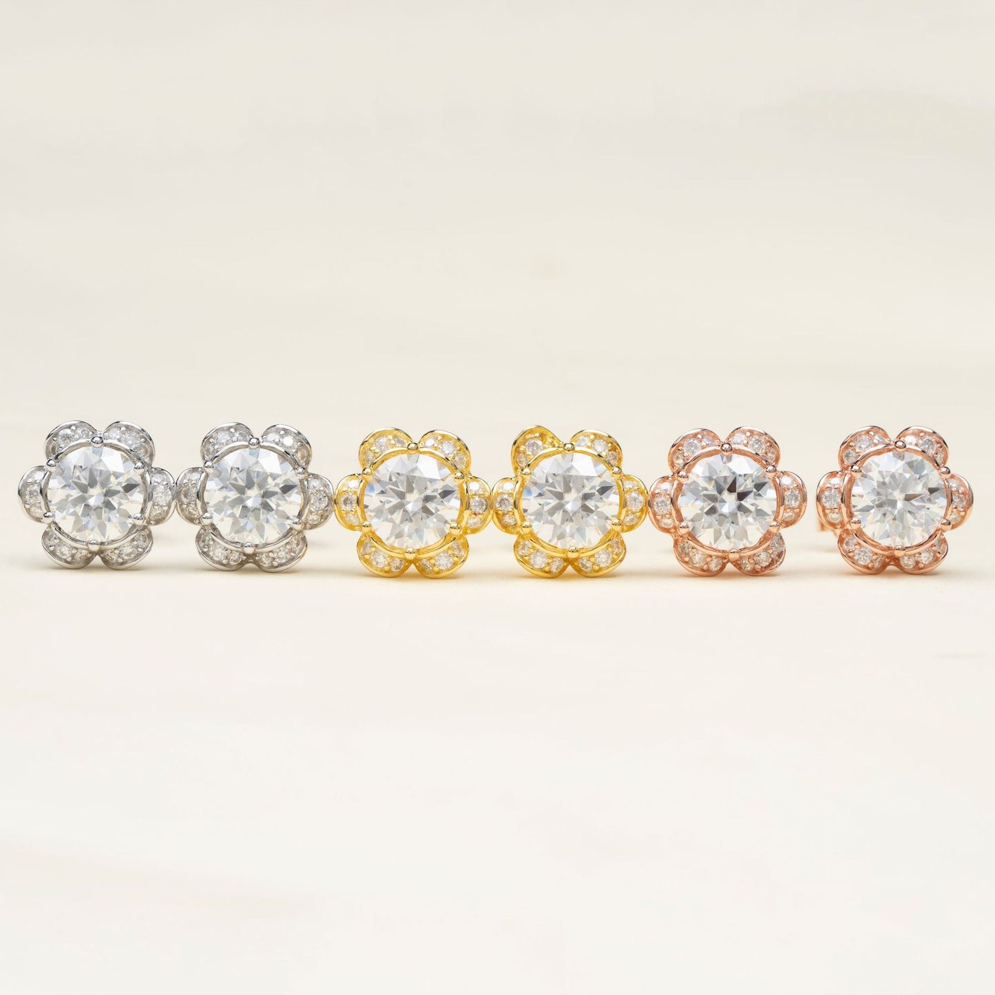 Elegant New 925 Silver Set Moissanite Europe and The United States Men and Women Classic Earrings Daily Wear, Festivals, Birthdays, Anniversaries Party, Christmas, Thanksgiving Day to Give The Best Gift Choice for Family and
