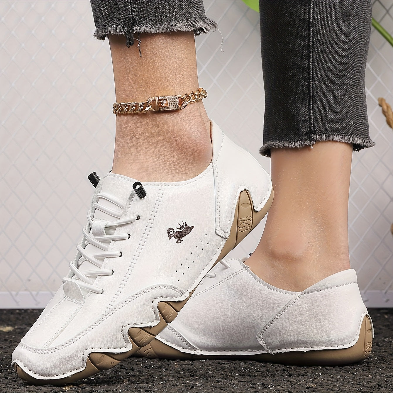[Fashionable|Versatile] Fashionable Versatile Ladies' Octopus Handmade Shoes | Four-Season Motorcycle Sneakers
