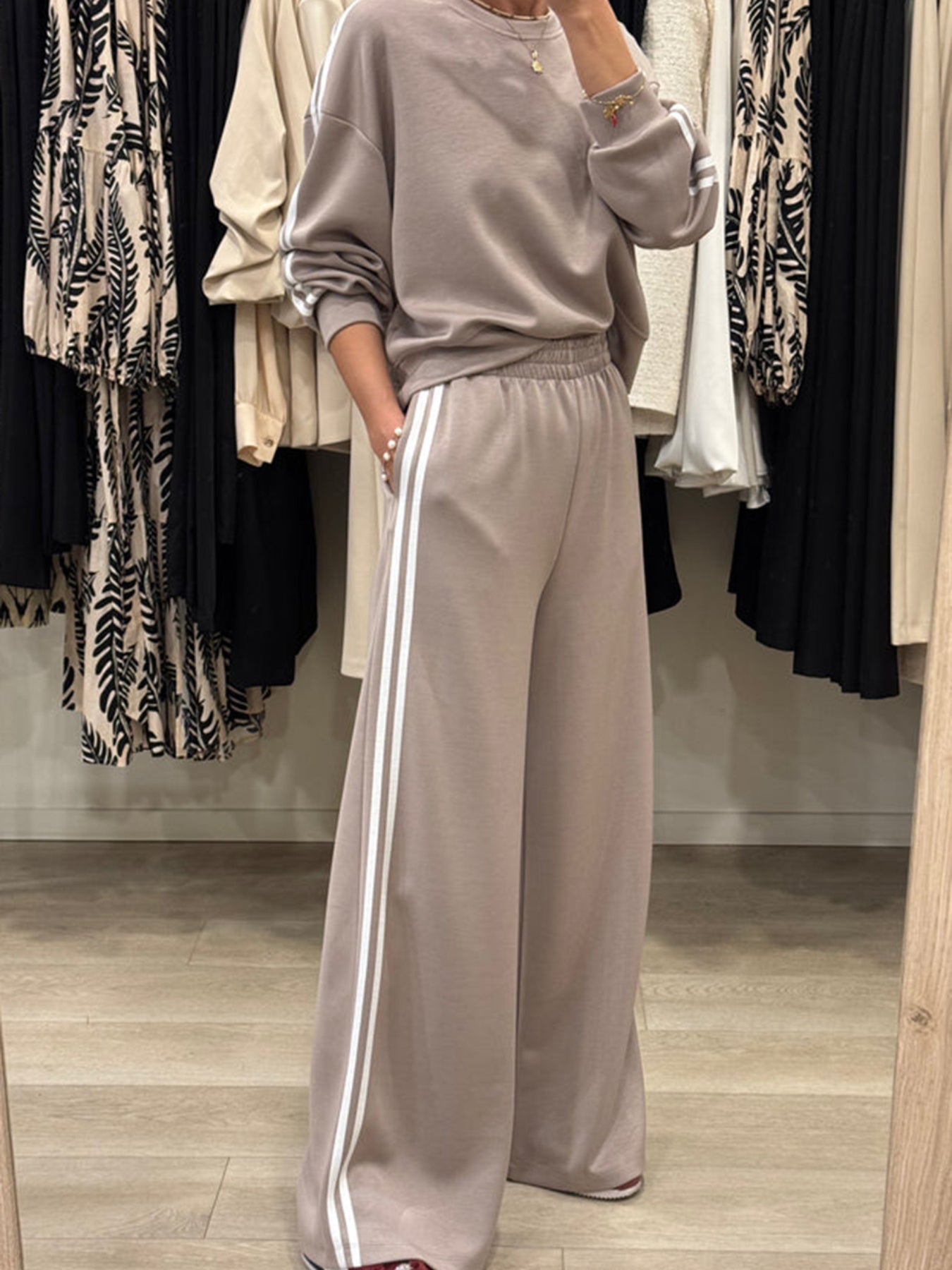 Oatmeal Varsity Striped Detail Crewneck Pullover Elastic Sweatpants 2pcs Outfit, Casual Outfit, Minimalist Fashion, Varsity Style, Comfortable Material, Warm Pullover, Streetwear Fans, College Students