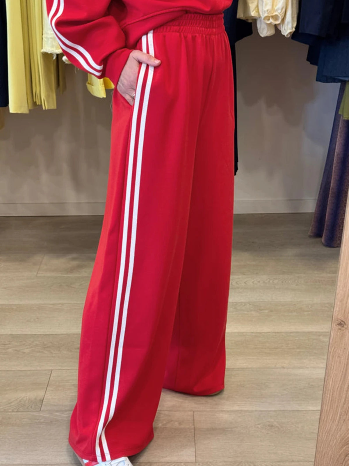 Fiery Red Varsity Striped Detail Crewneck Pullover Elastic Sweatpants 2pcs Outfit