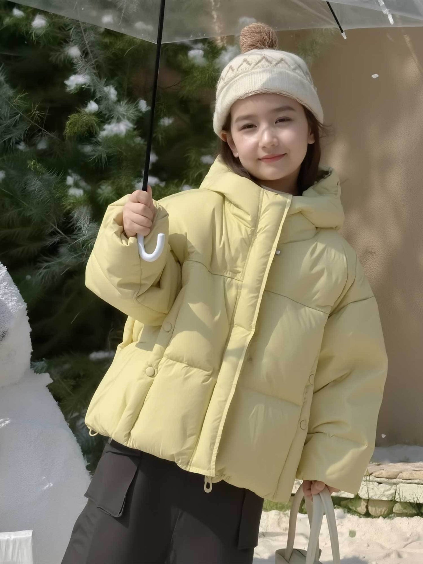 Cute And Versatile Winter Outfit for Young Girls, Featuring a Light Pink Fluffy Jacket with a Hood And a Soft Texture, Plus a Warm And Thick Coat, Perfect for The Autumn And Winter Seasons.