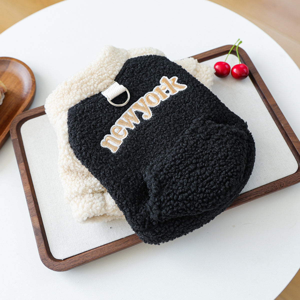 New York-Themed Plush Fleece Pullover Sweater Jacket for Small Dogs & Cats - Thick Winter Warm Coat with Fluffy Ball Collar & Snap Closure, All-Season Pet Clothing for Pomeranian, Chihuahua, Shih Tzu - Hand Wash Only, Cozy Fl