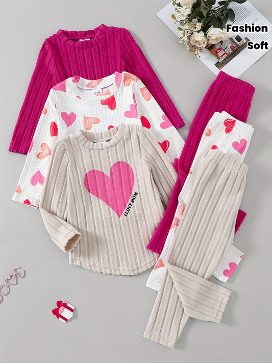 This Fall And Winter Girls' Fashion Set with Heart-Shaped Prints Is Crafted from Soft Textured Material And Showcases Charming Designs. The Six-Piece Caters to Both Indoor And Outdoor Activities, Making It Ideal for Everyday