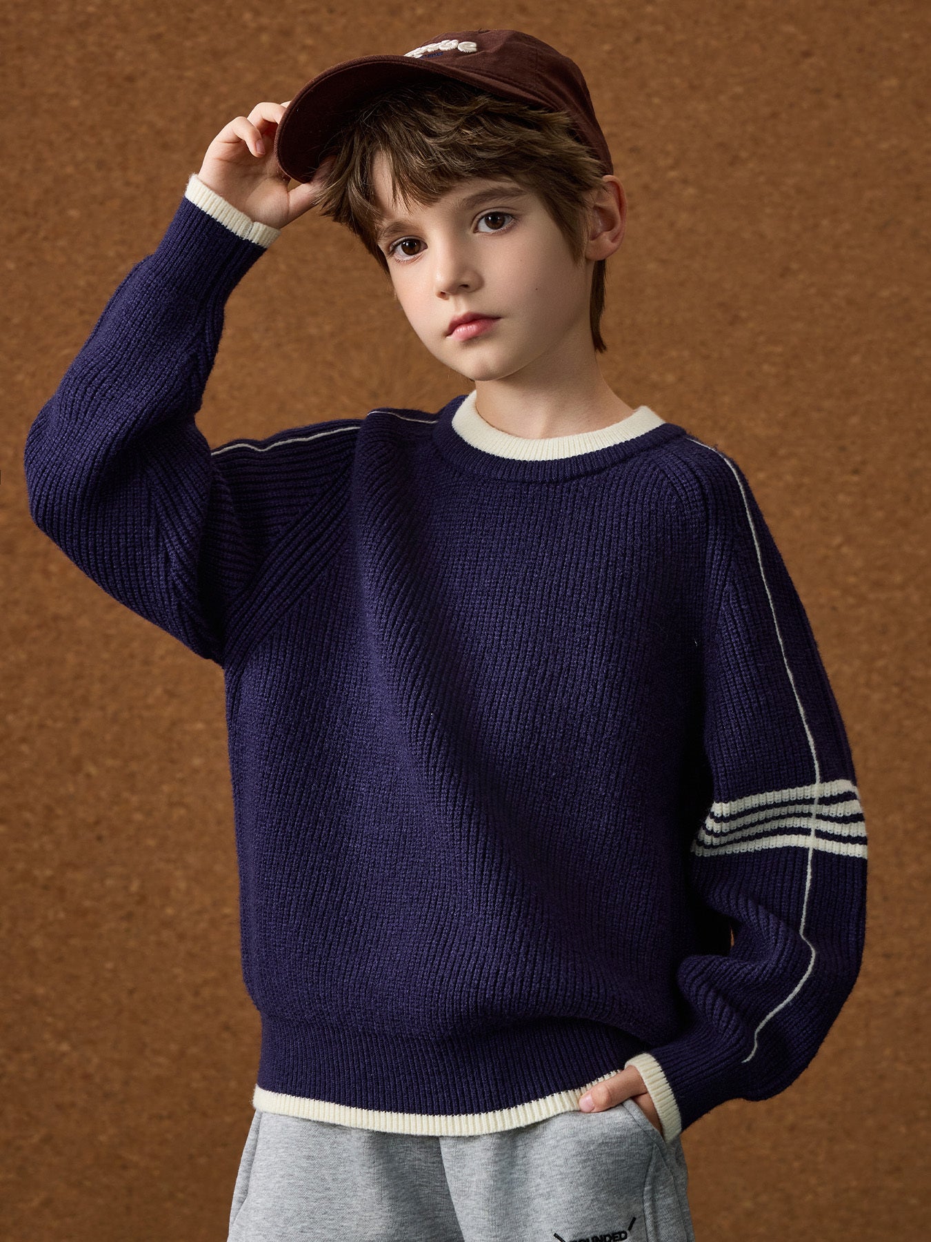 ASK JUNIOR Boys' Winter Sweater - Classic Side Stripe Color Block, Long Sleeve Round Neck Pullover, Soft Knit Sweater for School, Christmas, Winter Sweater, School Outfit, Casual Style, Durable Knitwear, Holiday Outfit, Cozy