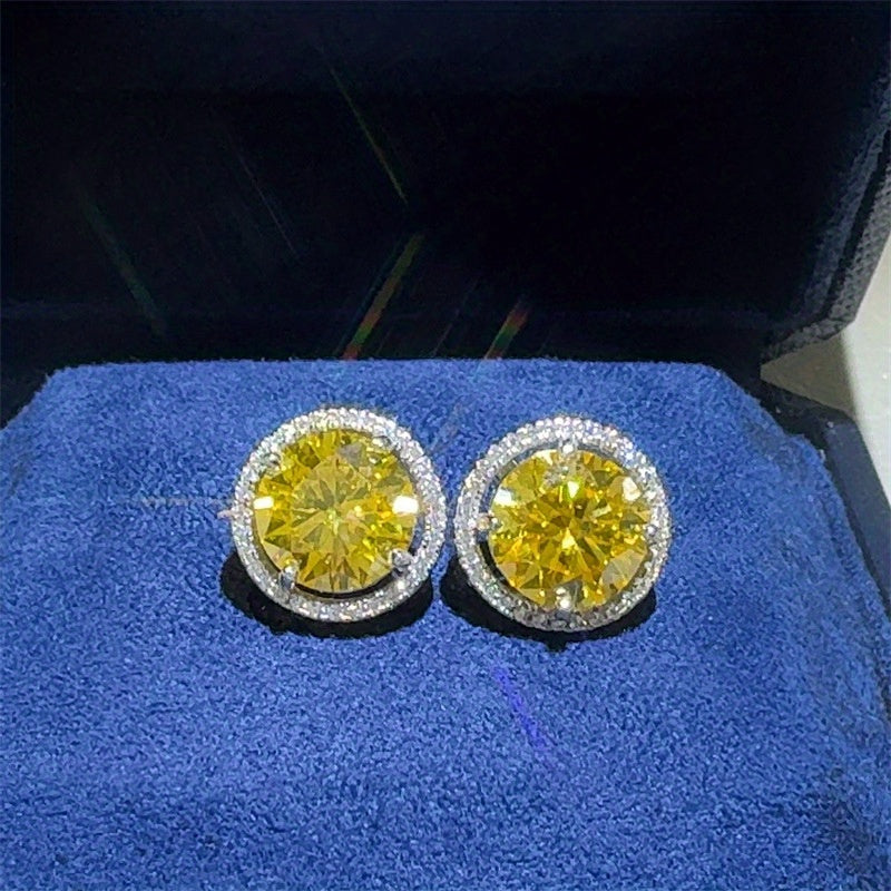 925 Silver Yellow 10 Carat Round Cut Moissanite Stud Earrings, Elegant Neutral Style, Showing Noble Temperament, Suitable for Banquets, Parties, Christmas, Thanksgiving, The Best Gift Choice for Relatives and Friends