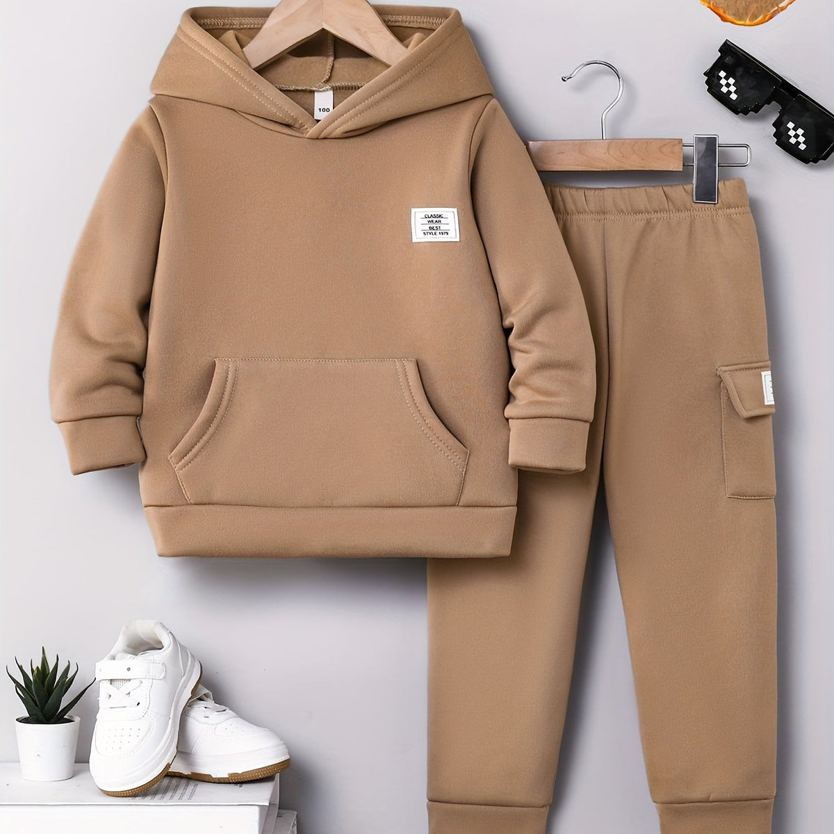 [Warm Hooded Sweatshirt] 2pcs Boys' Winter Warm Hooded Sweatshirt & Pants Set | 100% Polyester Knit Outfit with Chest Pocket, Elastic Waist Pants | Soft Casual Play Clothes for Outdoor Activities & Casual Attire - Cozy Kids'