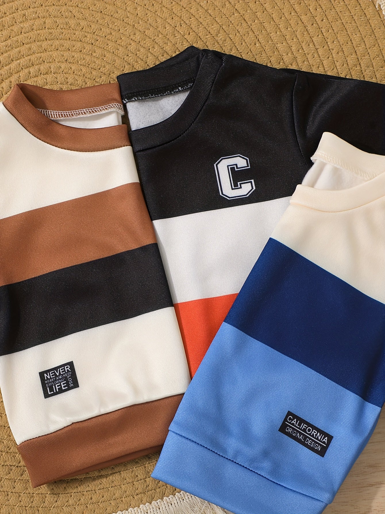 A 6pcs Set of Autumn And Winter Clothing for Baby Boys, Featuring a Stylish Color-Block Print Pullover, Long-Sleeve Round-Neck Sweatshirt, And Sweatpants. This Outfit Makes a Great Gift And Is Perfect for Outdoor Wear