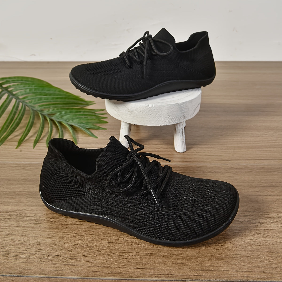 Womens Wide Fit Sneakers Minimalist Walking Shoes Zero Drop Wide Toe Barefoot Ultra Light Tennis Shoes for Womens Leisurely Walking Sports Athletic Training Fitness Exercises, Women Shoes