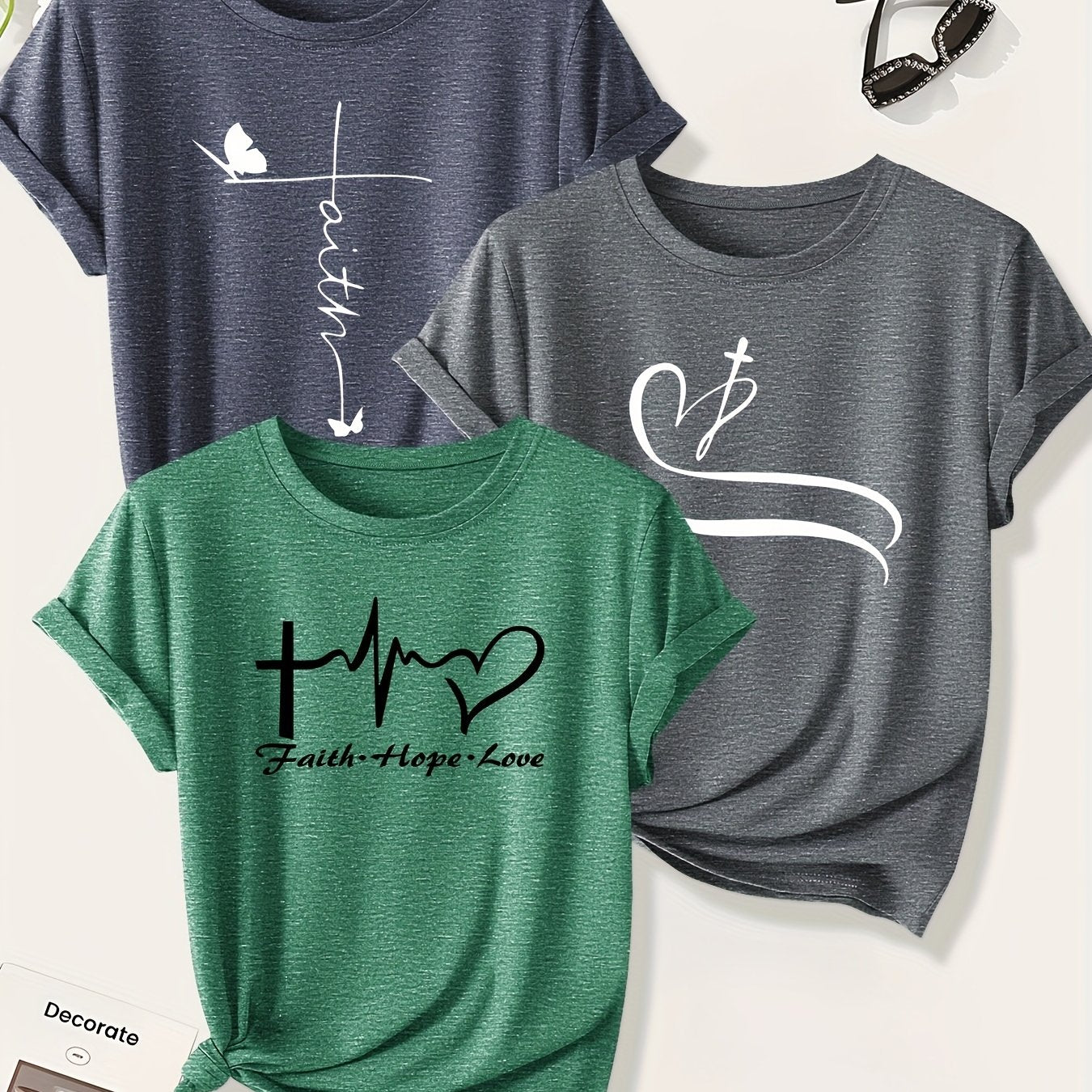 [Christian Cross T-Shirts] A Set of Three Women's Christian Cross Pattern Short-Sleeve T-Shirts Featuring Crosses, Hearts, And Butterfly Prints, Perfect for Casual Summer Wear. Stylish, Elegant, And Versatile, Available in Mu