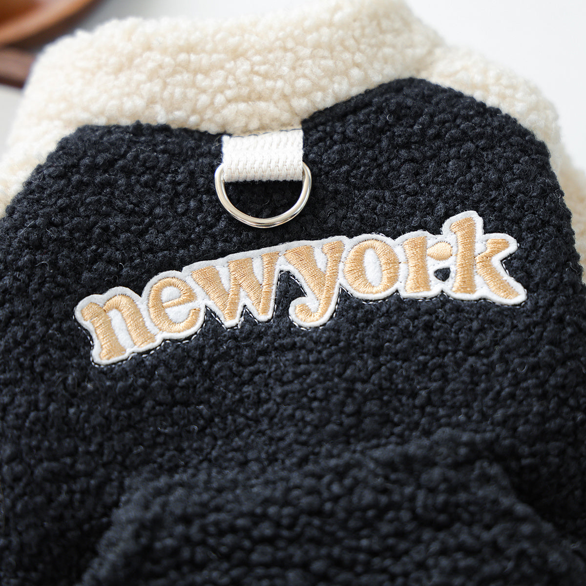 New York-Themed Plush Fleece Pullover Sweater Jacket for Small Dogs & Cats - Thick Winter Warm Coat with Fluffy Ball Collar & Snap Closure, All-Season Pet Clothing for Pomeranian, Chihuahua, Shih Tzu - Hand Wash Only, Cozy Fl