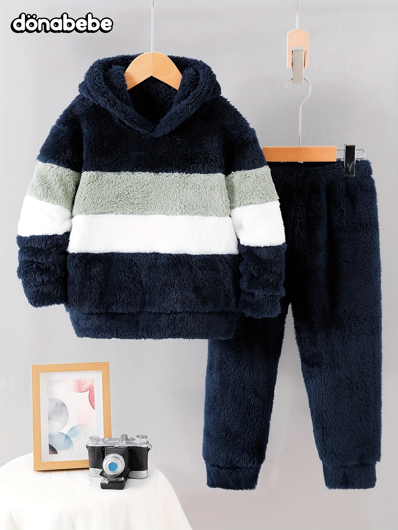[2pcs Boys' Fleece Set] 2pcs Boys' Fleece Hooded Set | Thickened Warm Autumn/Winter Navy + White + Light Green Striped | Soft Comfortable Casual Pants Outfit
