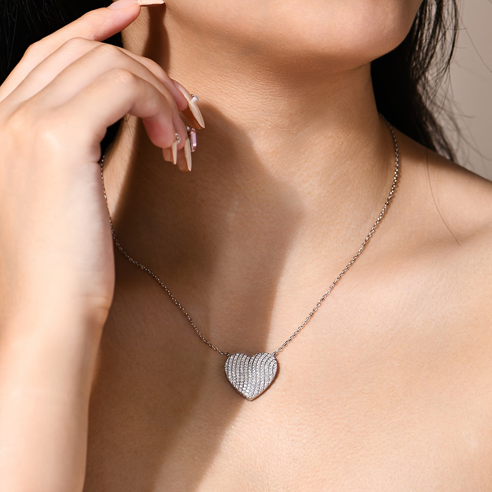 A 5.4-gram S925 Silvery Heart Necklace Has A Striped Design with Moissanite Inlays. It Is Gorgeous And Eye-catching, Suitable for Dating And Light Social Events. It Is An Ideal Jewelry Gift for Your Girlfriend Wife., Dating J