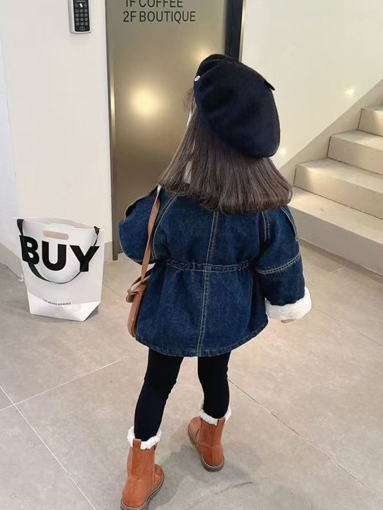 Girls' Elegant Winter Coat with Hood & Zipper Closure - Thickened Padded Long Jacket, Non-Stretch Fabric, Loose Fit, Perfect for Cold Weather, Casual Outfits, and Special Occasions, Winter Coats for Girls, Casual Wear Jacket,