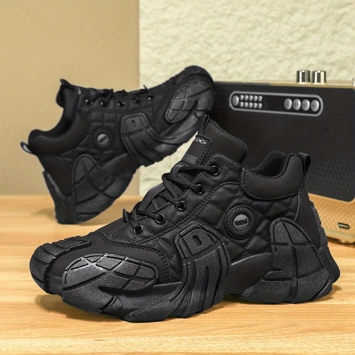 [Men's Sneakers] A Pair of Fashionable Men's Sneakers for All Seasons, Casual Hiking Shoes, Solid Color Thick Sole Dad Shoes, Round Toe Design, Lace-Up Style, Breathable Fabric Upper, Wear-Resistant Rubber Sole, Breathable Sp