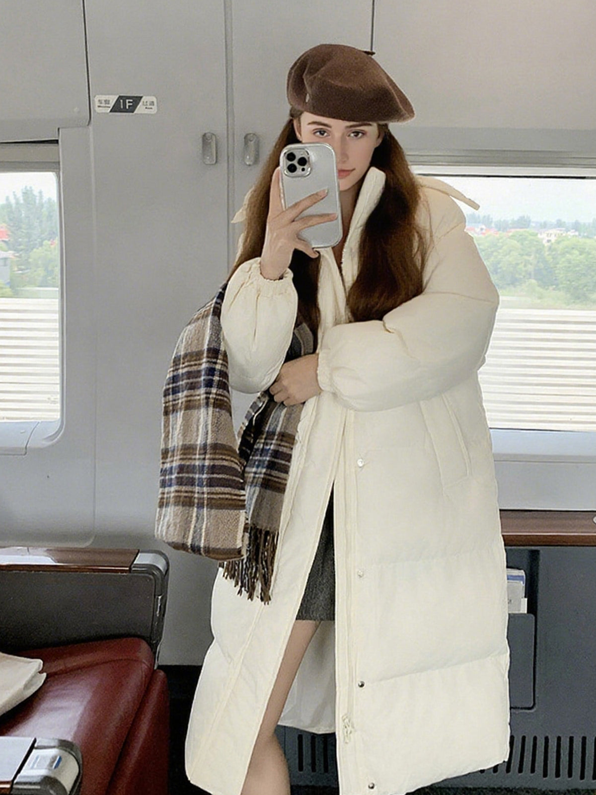 Women'S Winter Long Over-the-Knee Coat - Elegant Thermal Insulated Outerwear with Heart Pattern, Full-Length Coverage, Front Pockets, Casual to Formal Outfits (/Brown) - Warm Winter Jacket for Everyday & Formal Events, Long O