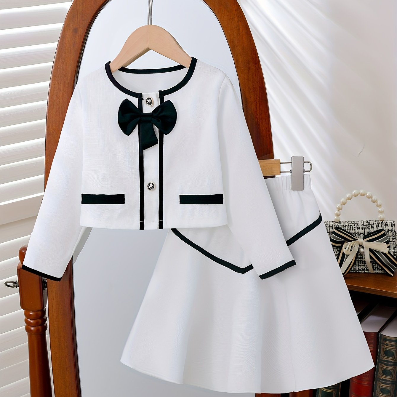 Girl's Sweet and Elegant Two-Piece Set: Tweed Long-Sleeved Top, Rose Texture Buttons + Bow + A-Line Skirt, Suitable for Outdoor Parties and Special Occasions in Spring and Autumn