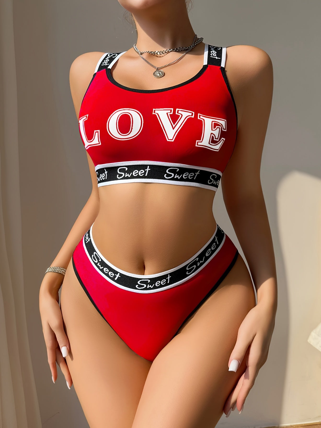 [Monogrammed Bra Set] 4 Sets Women's Monogrammed Bra Set | Fashion LOVE Pattern, Contrast Trim, Quick-Drying Ice Silky Fabric - Comfortable & Breathable for Swimming, Gym, Yoga