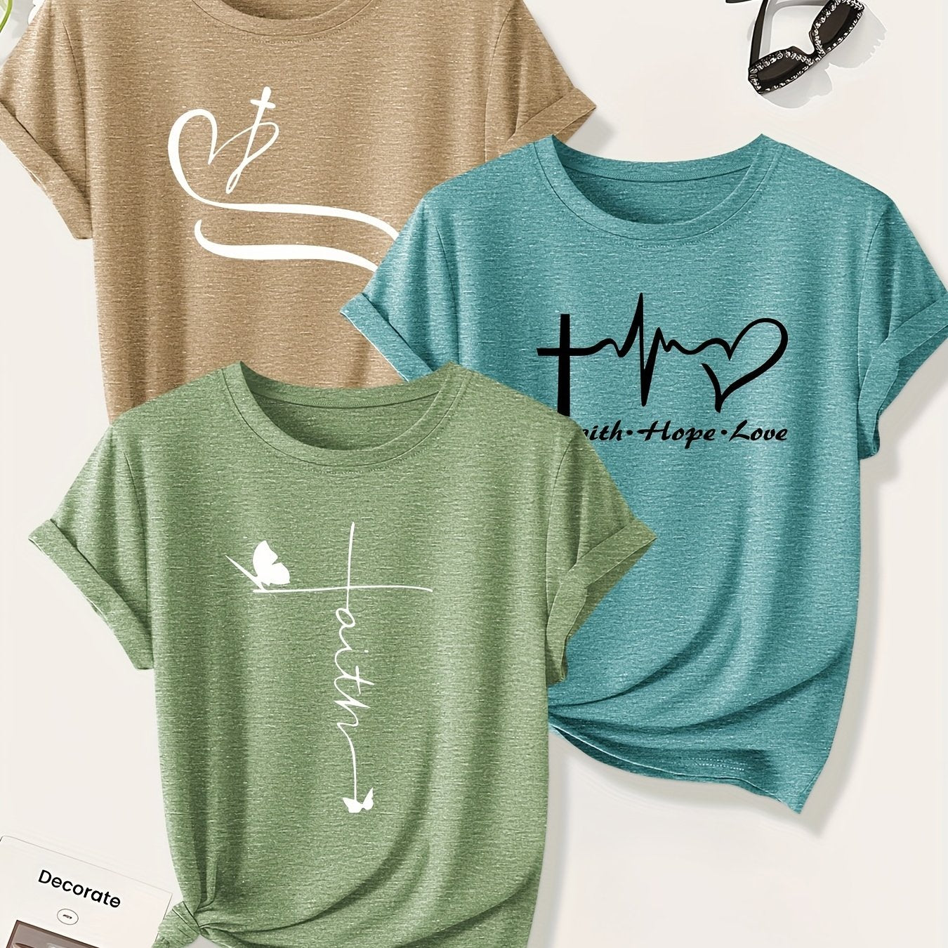 [Christian Cross T-Shirts] A Set of Three Women's Christian Cross Pattern Short-Sleeve T-Shirts Featuring Crosses, Hearts, And Butterfly Prints, Perfect for Casual Summer Wear. Stylish, Elegant, And Versatile, Available in Mu