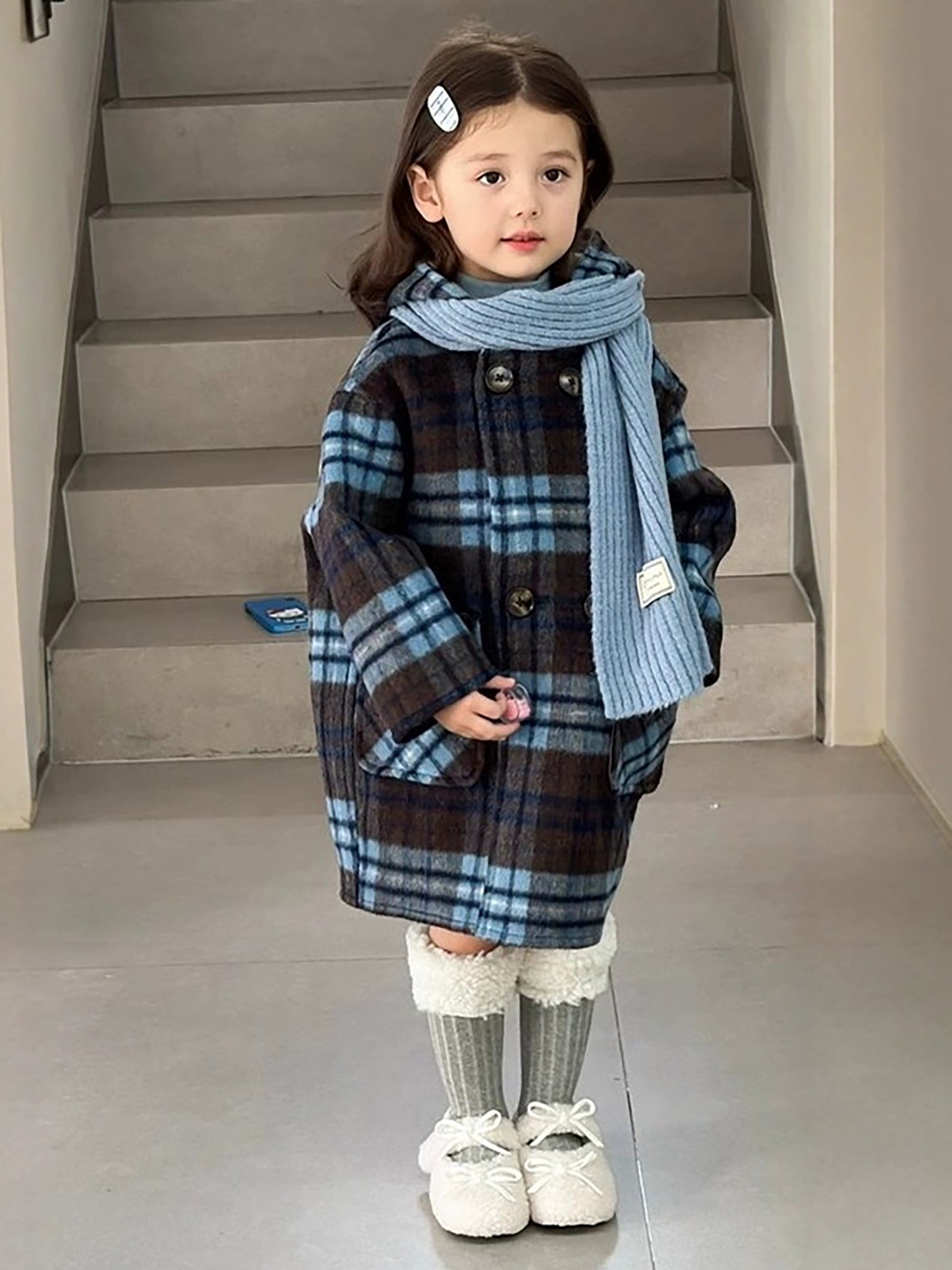 Girls' Retro Winter Coat - Thickened Hooded Jacket with Plaid Pattern, High Collar & Pockets, Warm Outerwear for Cold Weather, Stylish & Cozy Fall and Winter Outerwear for School, Playdates, Family Outings (Regular Fit)