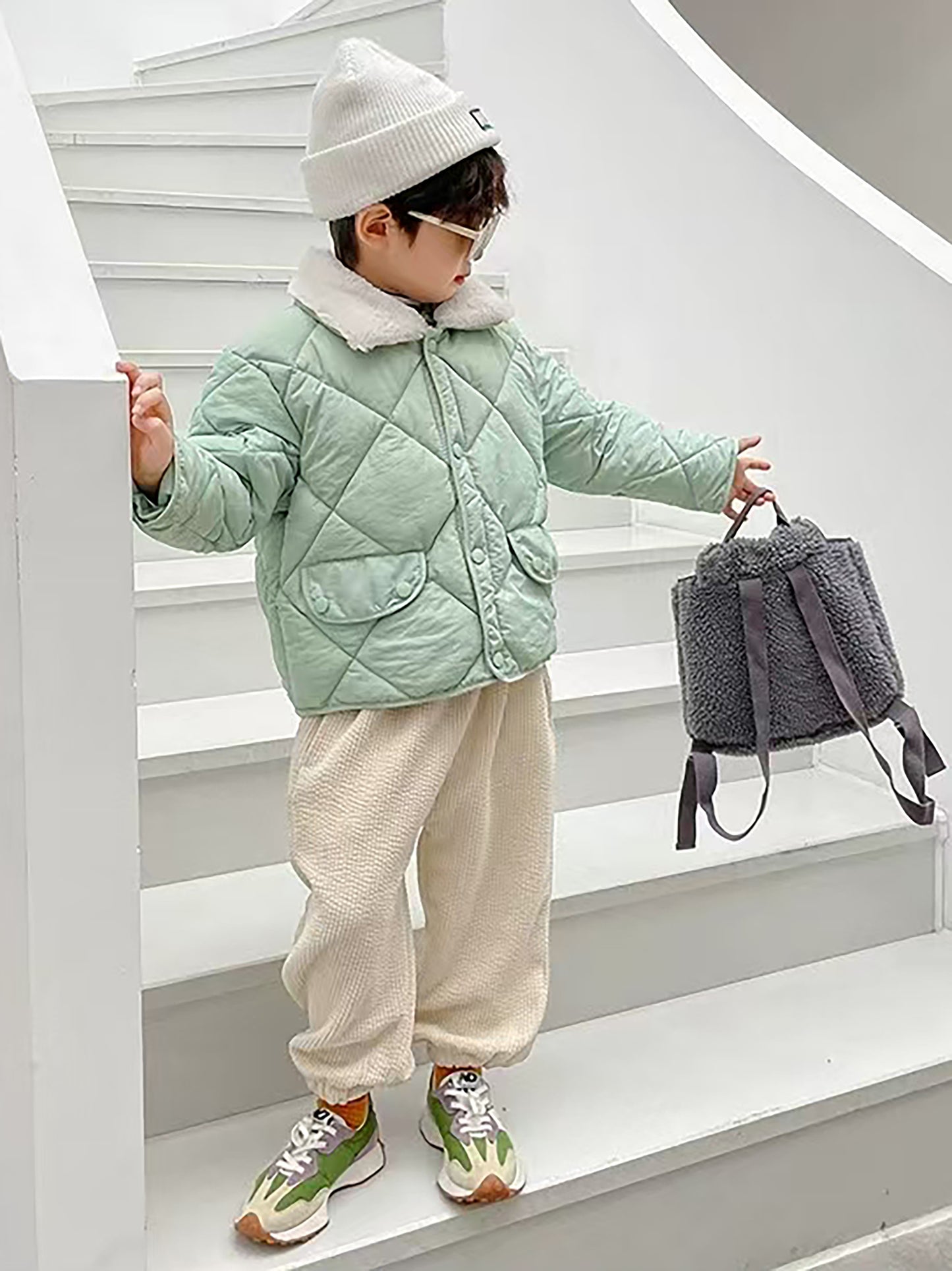 Boys & Girls Korean-Style Winter Jacket with Fur Collar - Thickened Warm Coat, 100% -Filled, Lapel Collar & Button Front, Long Sleeve Snow Suit for Outdoor Play, Skiing, Snowboarding - Ideal Cold Weather Gift