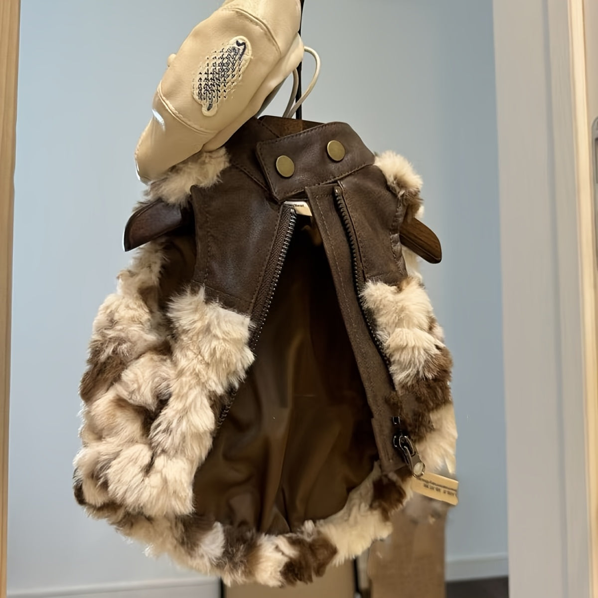 1pc Winter Dog & Cat Vest - Thick Warm Coat with Snap Button Closure, Soft Plush Faux Fur Jacket for Small to Medium Pets (Chihuahuas, Pomeranians, Maltese) - Indoor/Outdoor Use, Cozy Brown/White Pet Clothing, Hand Washable
