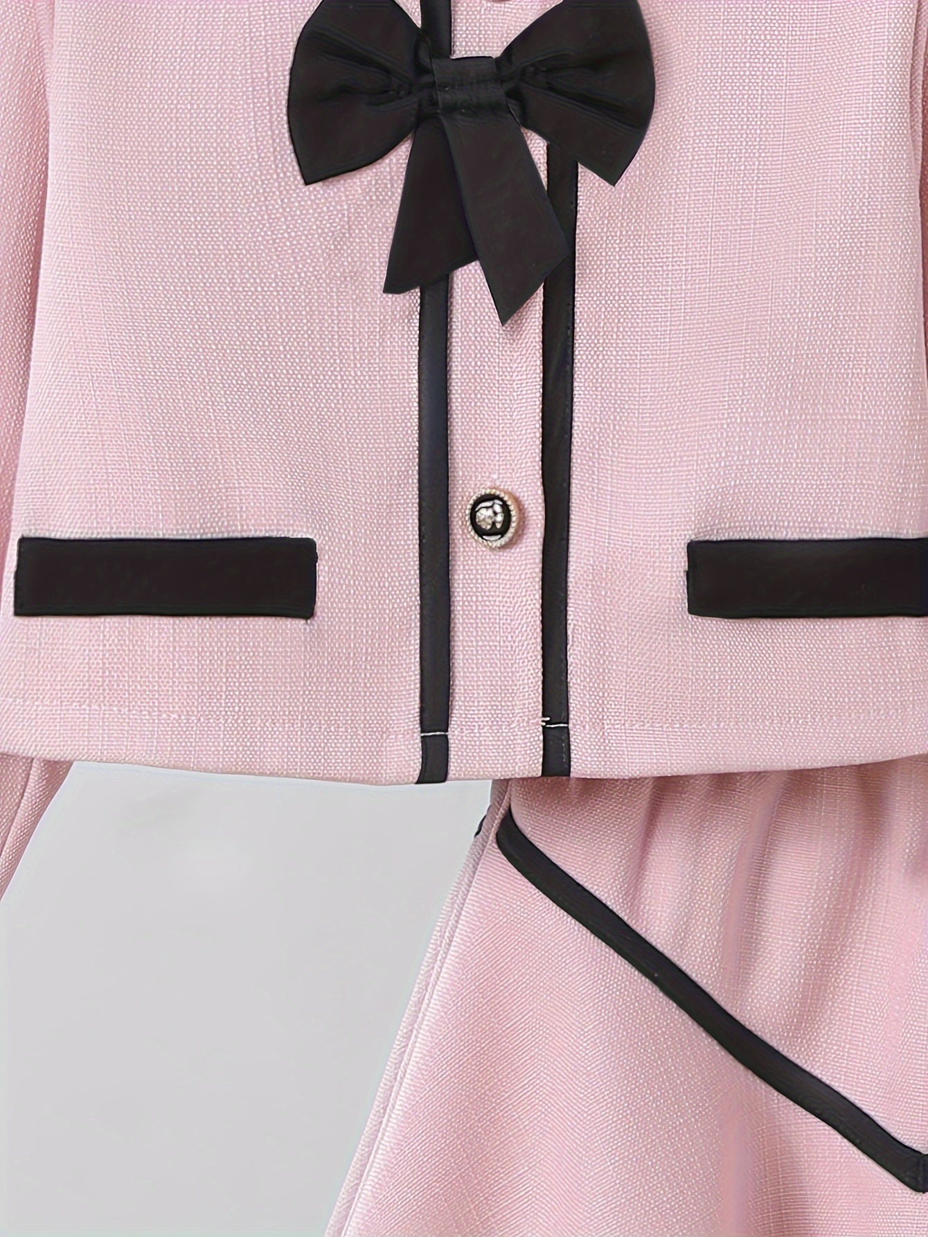 Girl's Sweet and Elegant Two-Piece Set: Tweed Long-Sleeved Top, Rose Texture Buttons + Bow + A-Line Skirt, Suitable for Outdoor Parties and Special Occasions in Spring and Autumn