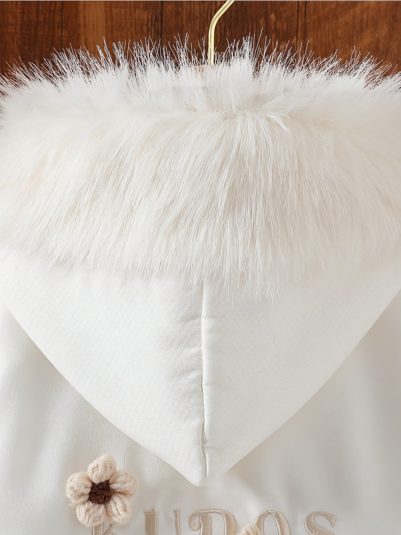 Girls' Winter Coat with Plush Hood - Long Sleeve Zipper Front, Soft Polyester Lining, Casual Chic Design for Outdoor Play & Shopping, Perfect Gift for Youngsters, Cozy Outerwear, Playful Style, Durable Coat