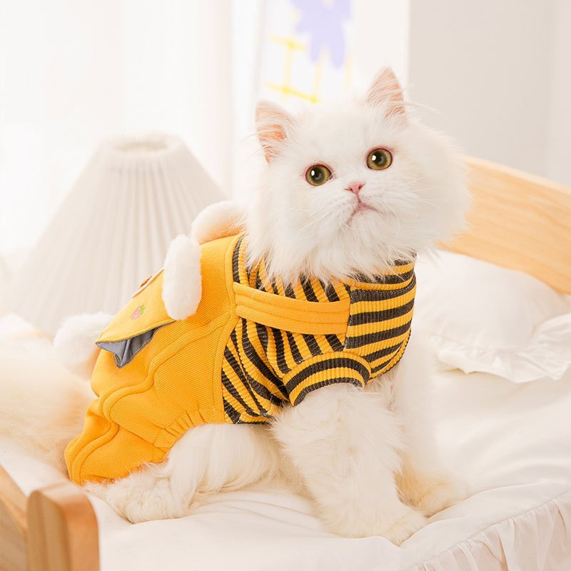 Cozy Winter Cat Onesie - Anti-Pilling & Easy Slip-On Outfit for Kittens, Small & Large Breeds - Soft Warm Sweater for Indoor/Outdoor Use - Cute Pet Costume for Cold Weather