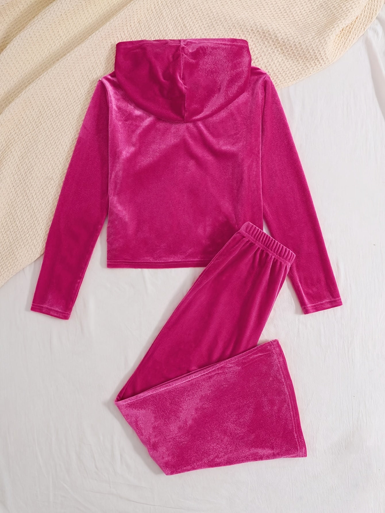 [Golden Velvet Girls' Set] Golden Velvet Girls' Autumn/Winter Set | Hooded Sweatshirt & Wide-Leg Pants | Soft, Smooth, Glossy | Loose-Fit Comfortable | White "Smile" Lettering & Heart Patterns | Everyday Outfits