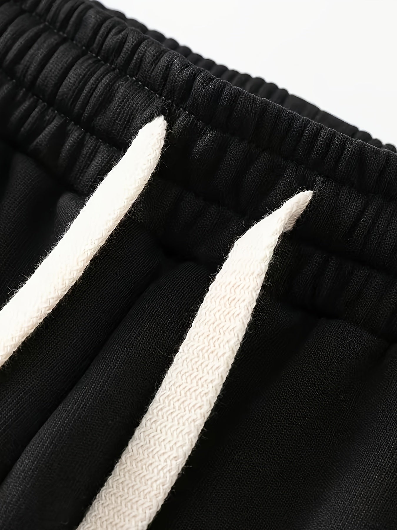Set of 3 - Men's Casual Sports Pants for Spring, Summer, Autumn, and Winter with Multiple Pockets, Loose Fit, Ideal for Workouts, Jogging, Includes Cargo Pants and Straight-Leg Pants