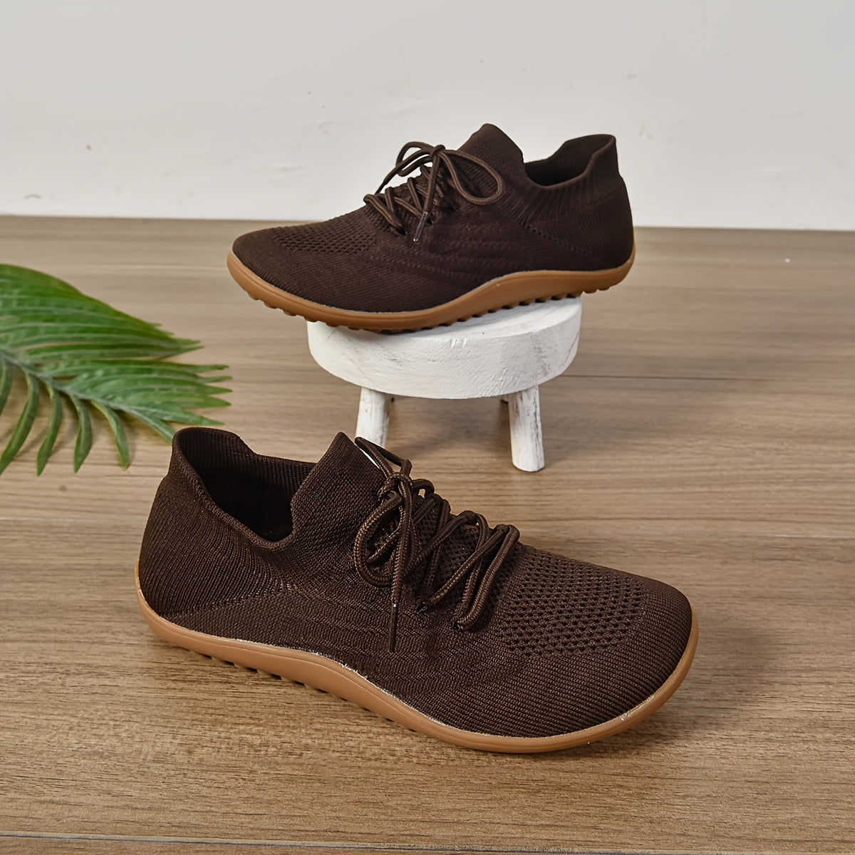 Womens Wide Fit Sneakers Minimalist Walking Shoes Zero Drop Wide Toe Barefoot Ultra Light Tennis Shoes for Womens Leisurely Walking Sports Athletic Training Fitness Exercises, Women Shoes