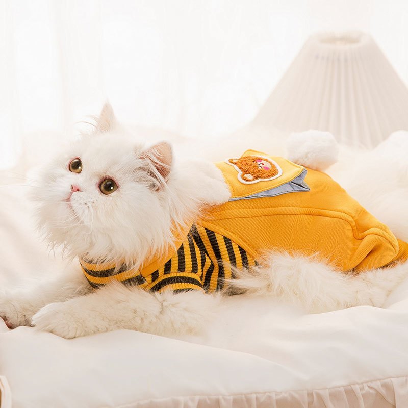 Cozy Winter Cat Onesie - Anti-Pilling & Easy Slip-On Outfit for Kittens, Small & Large Breeds - Soft Warm Sweater for Indoor/Outdoor Use - Cute Pet Costume for Cold Weather