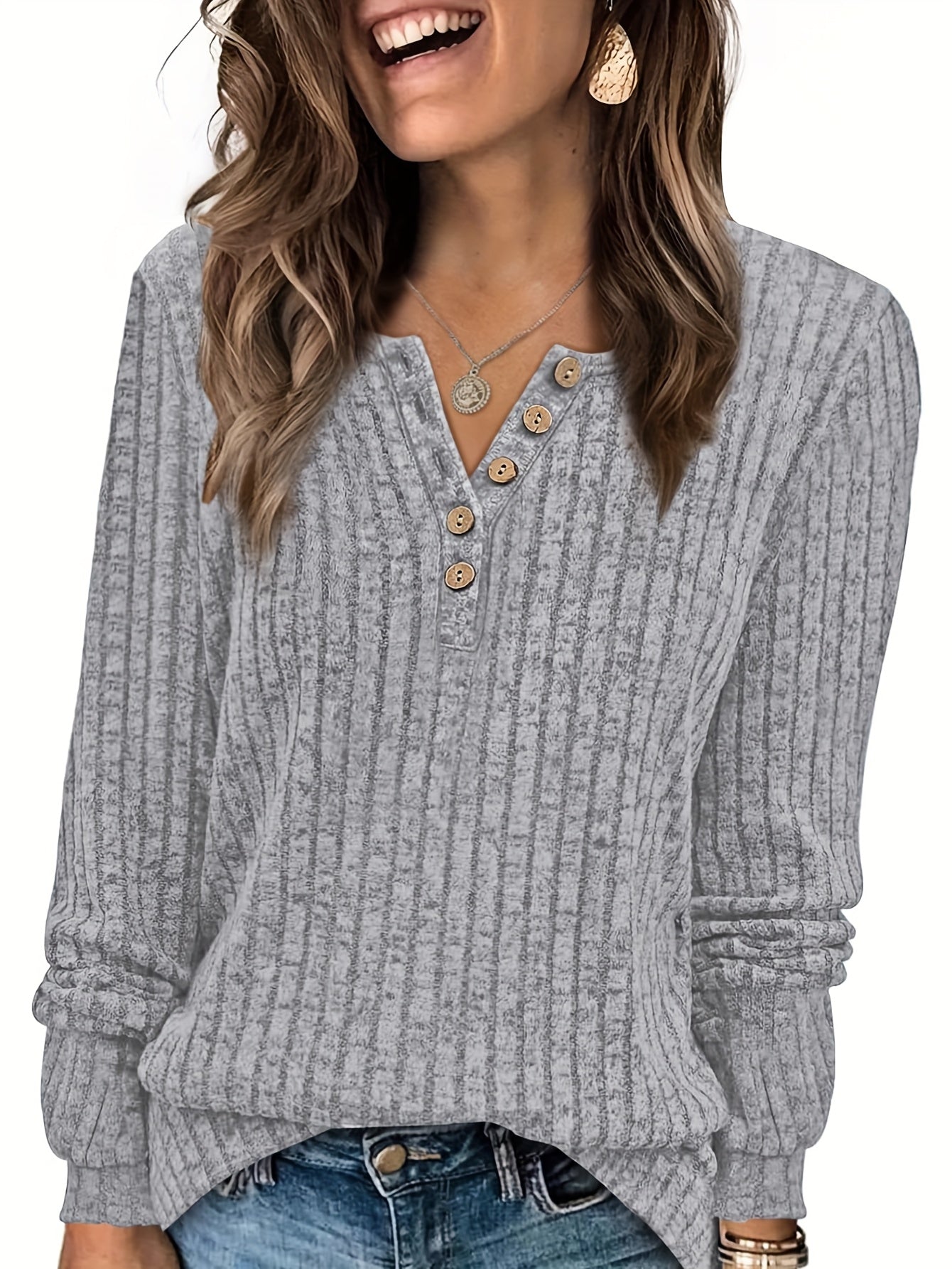 Three-Piece Women's Fashion Long-Sleeve Lightweight Casual Sweater Set with Buttoned T-Shirt for Autumn and Winter