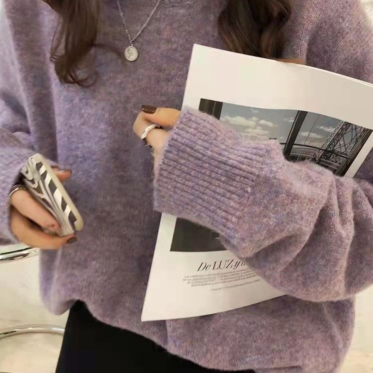 Super Soft Premium Fleece Korean Style Loose Fit Solid Color Basic Round Neck Pullover Sweater for Women's Christmas