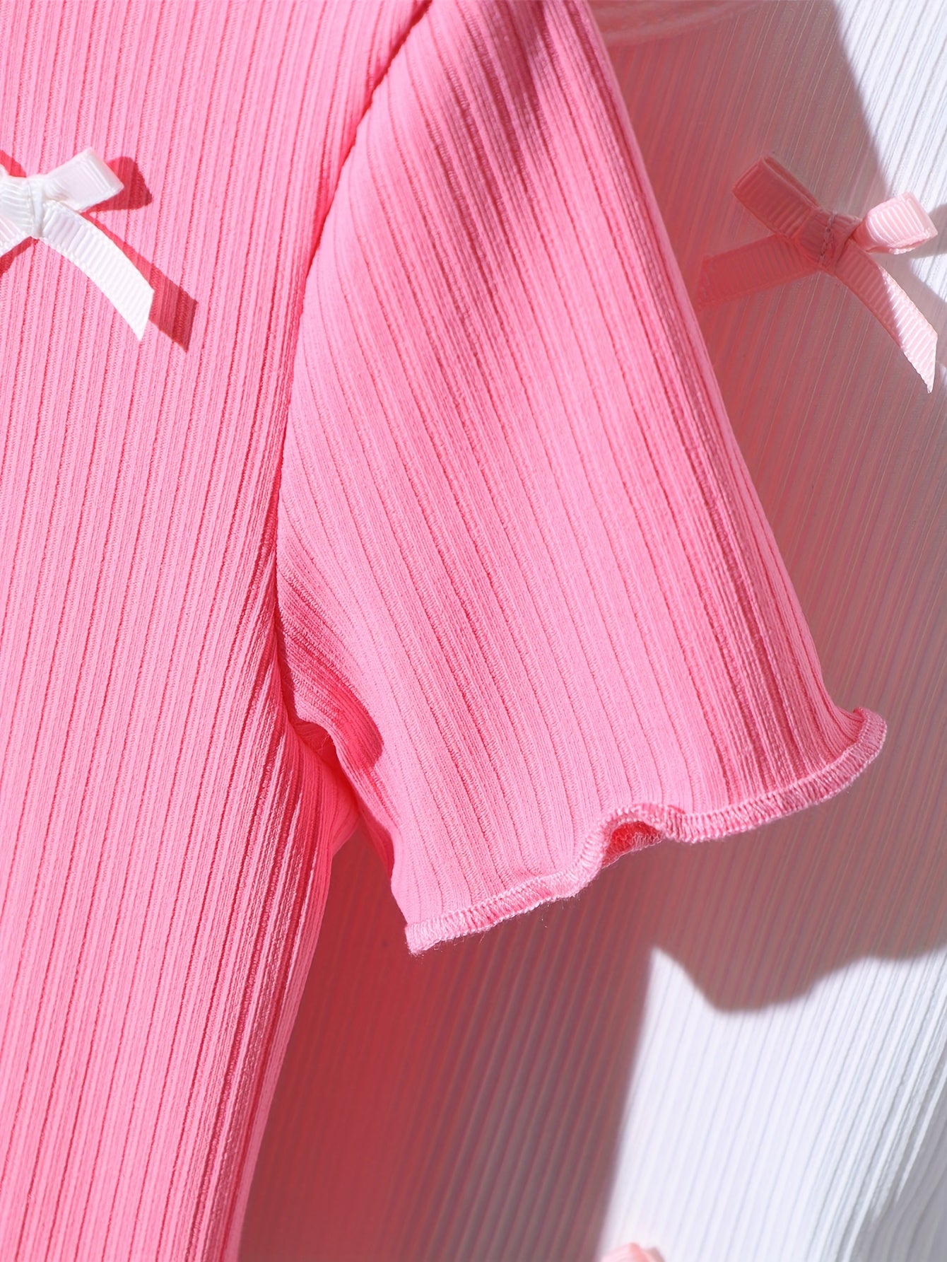 [Girls' Summer T-Shirts Set] 3pcs Girls' Summer T-Shirts - Casual Cute Style, Soft Knit Fabric, Short Sleeve Round Neck, White Pink Black with Bow Accents, Ruffled Hem, Machine Washable for Everyday Summer Outfits, Easy Care