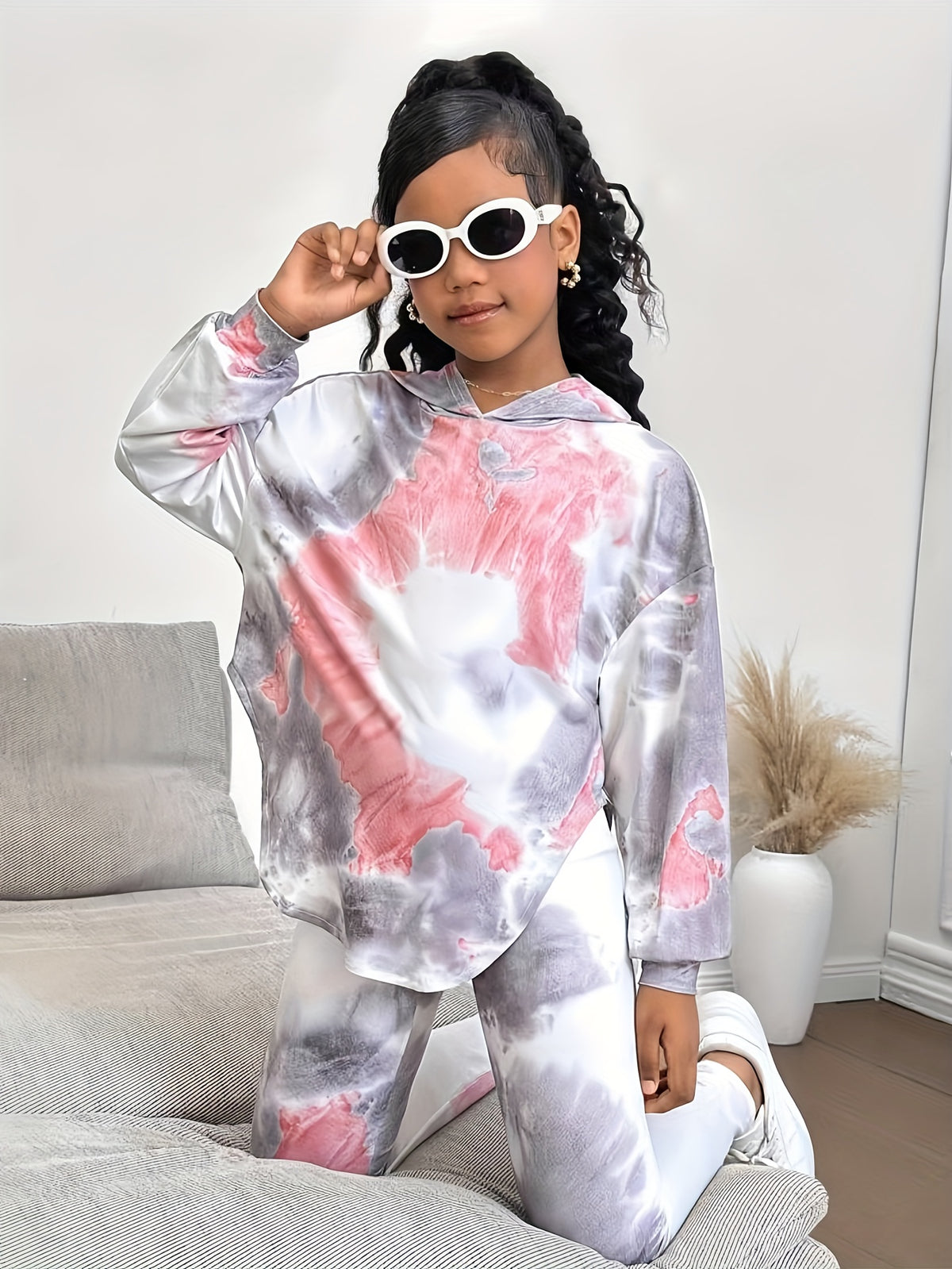 2pcs Girls' Oversized Hooded Sweater & Leggings Set - Pastel Pink & White Tie-Dye Asymmetrical Hem Winter Outfits, Cozy Fall/Winter Casual School Clothes, Oversized Sweater with Drop Shoulder Design & Matching Leggings, Machi