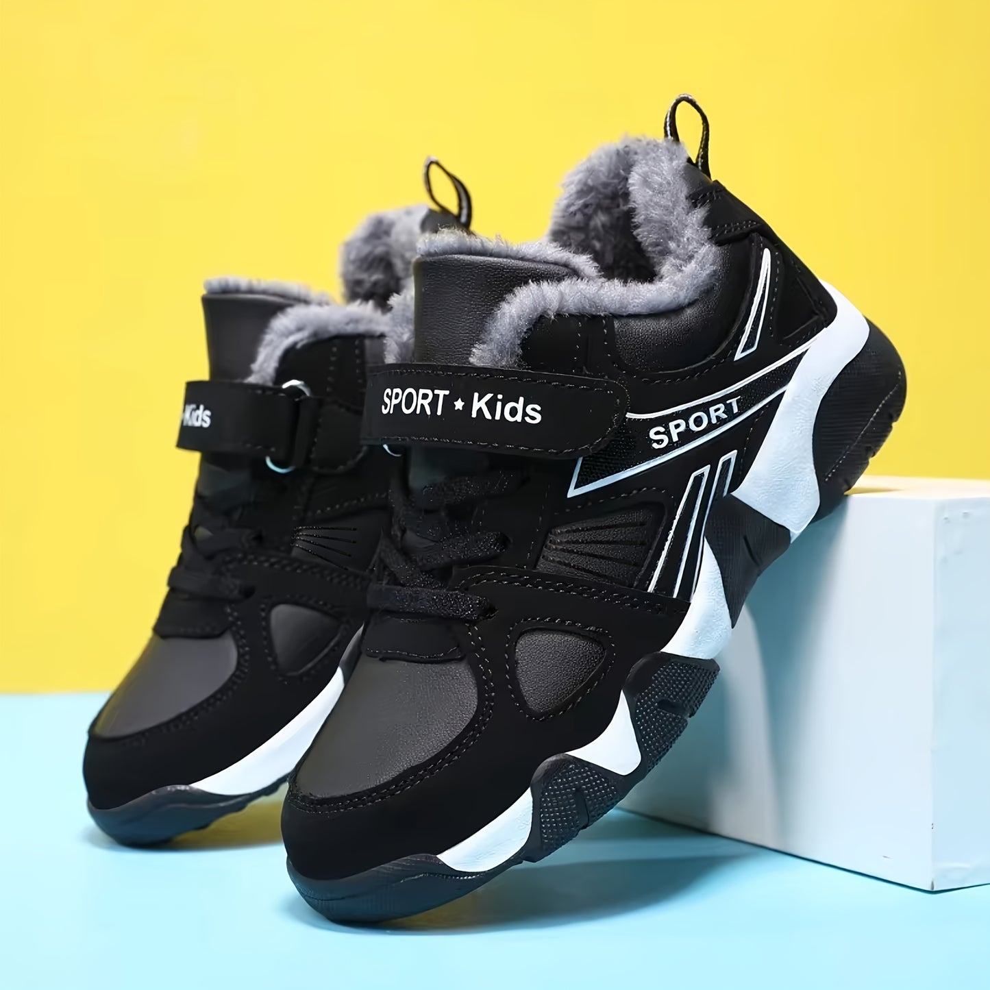 Youngsters' Winter Sports Shoes - Boys & Girls, Low-Top Lace-Up with Closure, Upper & Rubber Sole, Black with Blue Accents, Warm Fleece Lining for Outdoor Activities, Running, Hiking, Casual Wear, Winter Sports Gear | Stylish