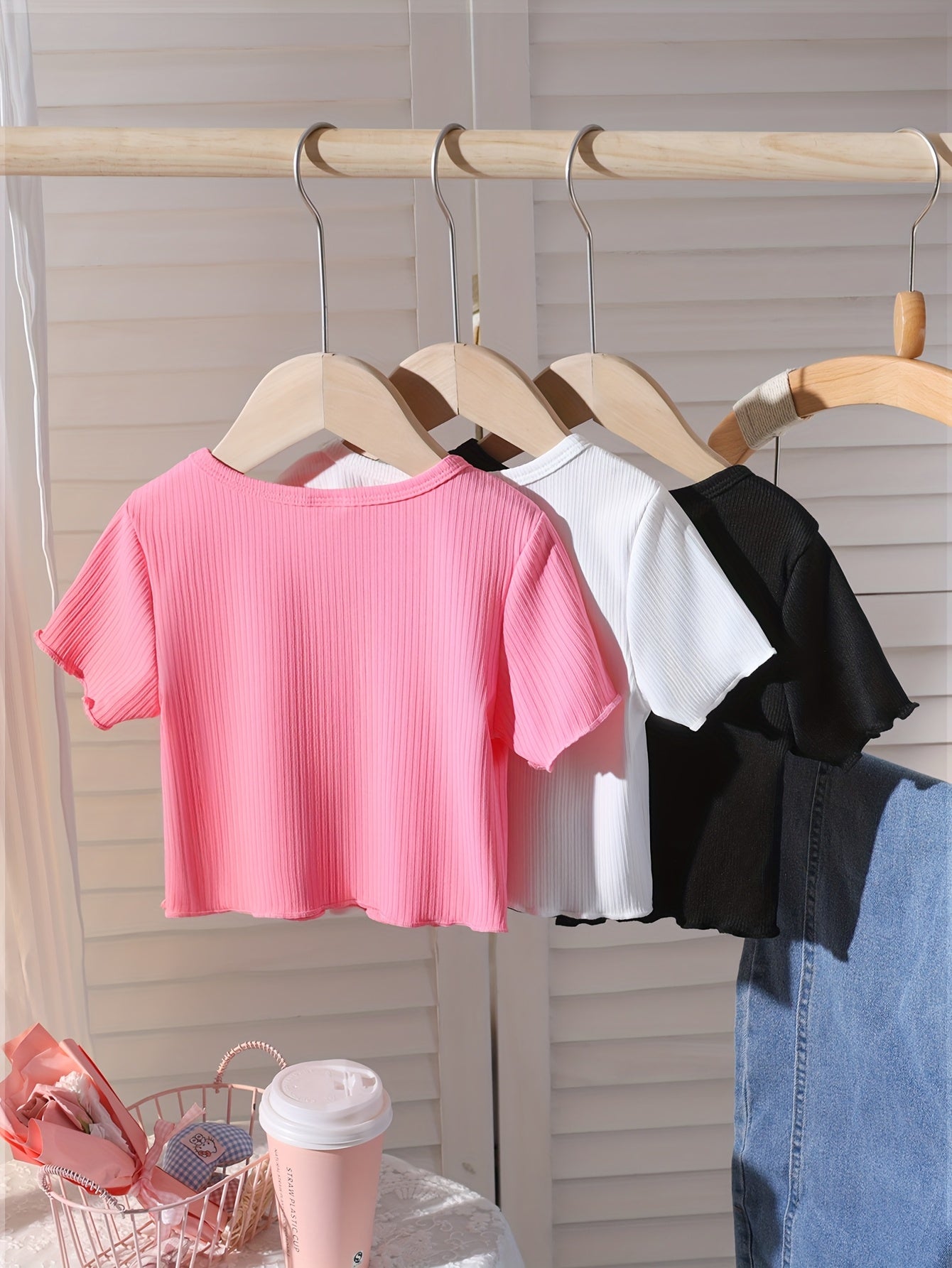 [Girls' Summer T-Shirts Set] 3pcs Girls' Summer T-Shirts - Casual Cute Style, Soft Knit Fabric, Short Sleeve Round Neck, White Pink Black with Bow Accents, Ruffled Hem, Machine Washable for Everyday Summer Outfits, Easy Care