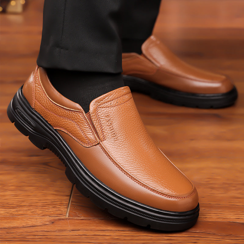 Low-key Luxury Men's High-end Business Casual Shoes, Formal Shoes, Loafers. Available in Solid Color Upper Slip-on Design with Lining Flat Shoes. Thick Sole, Wear-resistant, Non-slip, Durable. Available in 7 Sizes. Versatile
