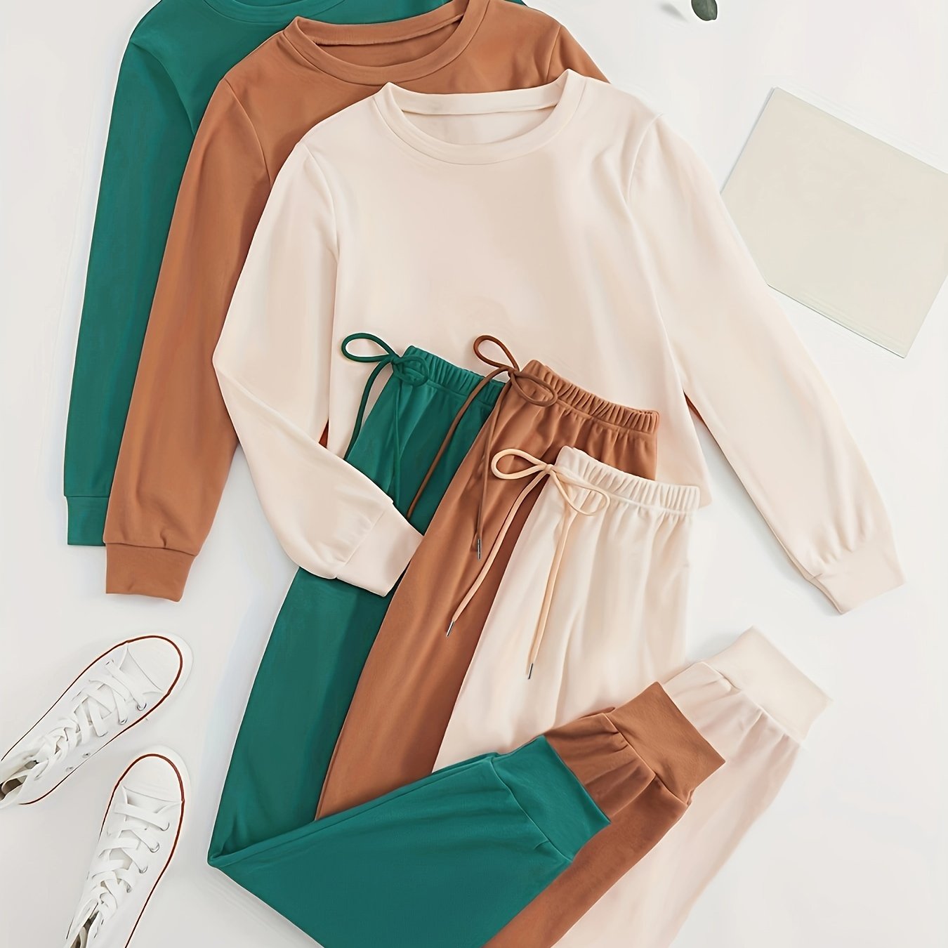6pcs Set • Solid-color Women's Long-sleeve and Long-pants • Made of Velvet Fabric