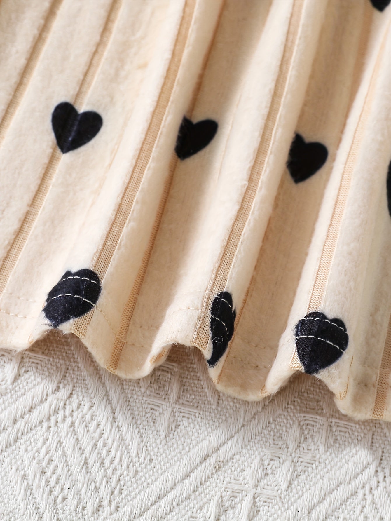 2pcs Young Girl Heart Print Round Neck Ribbed Knit Dress, Comfortable Outfit for Outdoor Wear - Sister Gift for Daughter