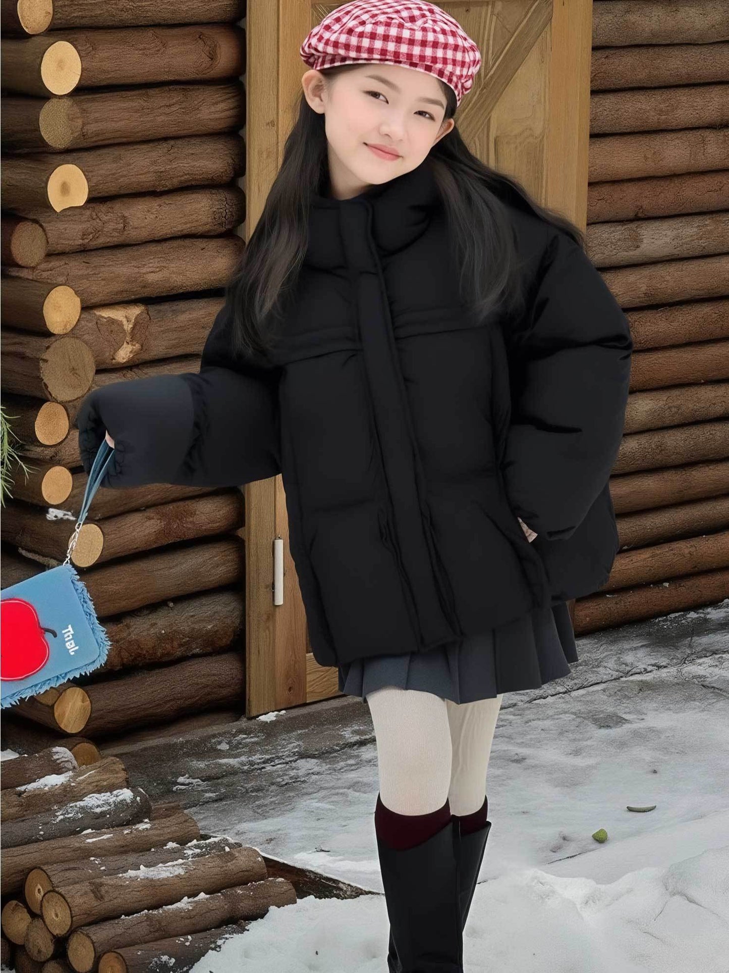 Cute And Versatile Winter Outfit for Young Girls, Featuring a Light Pink Fluffy Jacket with a Hood And a Soft Texture, Plus a Warm And Thick Coat, Perfect for The Autumn And Winter Seasons.
