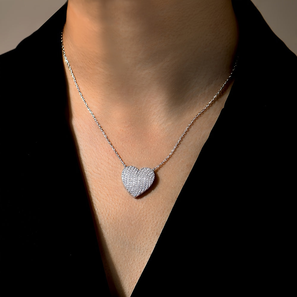 A 5.4-gram S925 Silvery Heart Necklace Has A Striped Design with Moissanite Inlays. It Is Gorgeous And Eye-catching, Suitable for Dating And Light Social Events. It Is An Ideal Jewelry Gift for Your Girlfriend Wife., Dating J