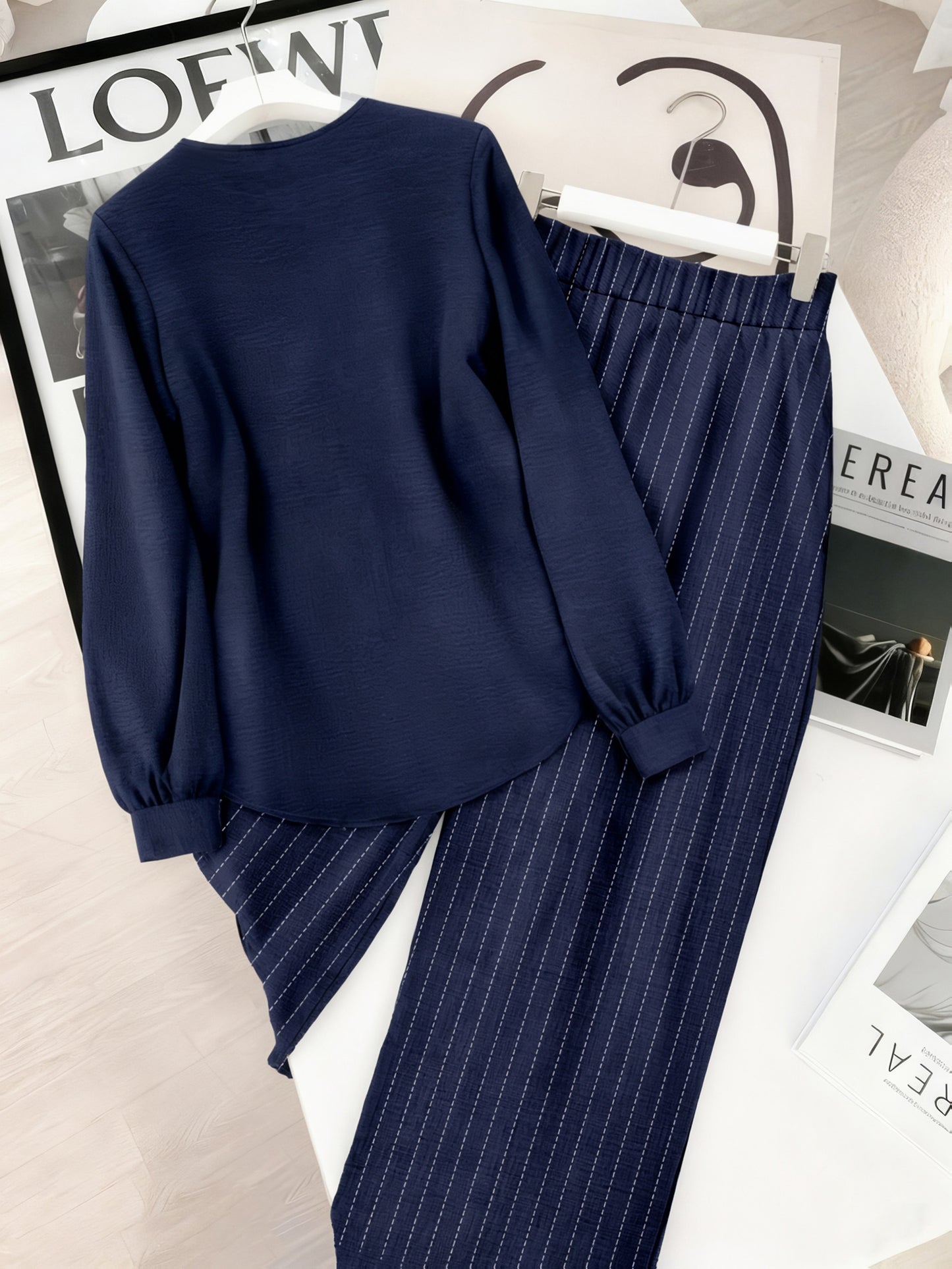 [Elegant Suit Set] 2pcs Set: Elegant Temperament Suit - Fashionable Solid Color Long-sleeved Top with Striped Print Wide-leg Trousers