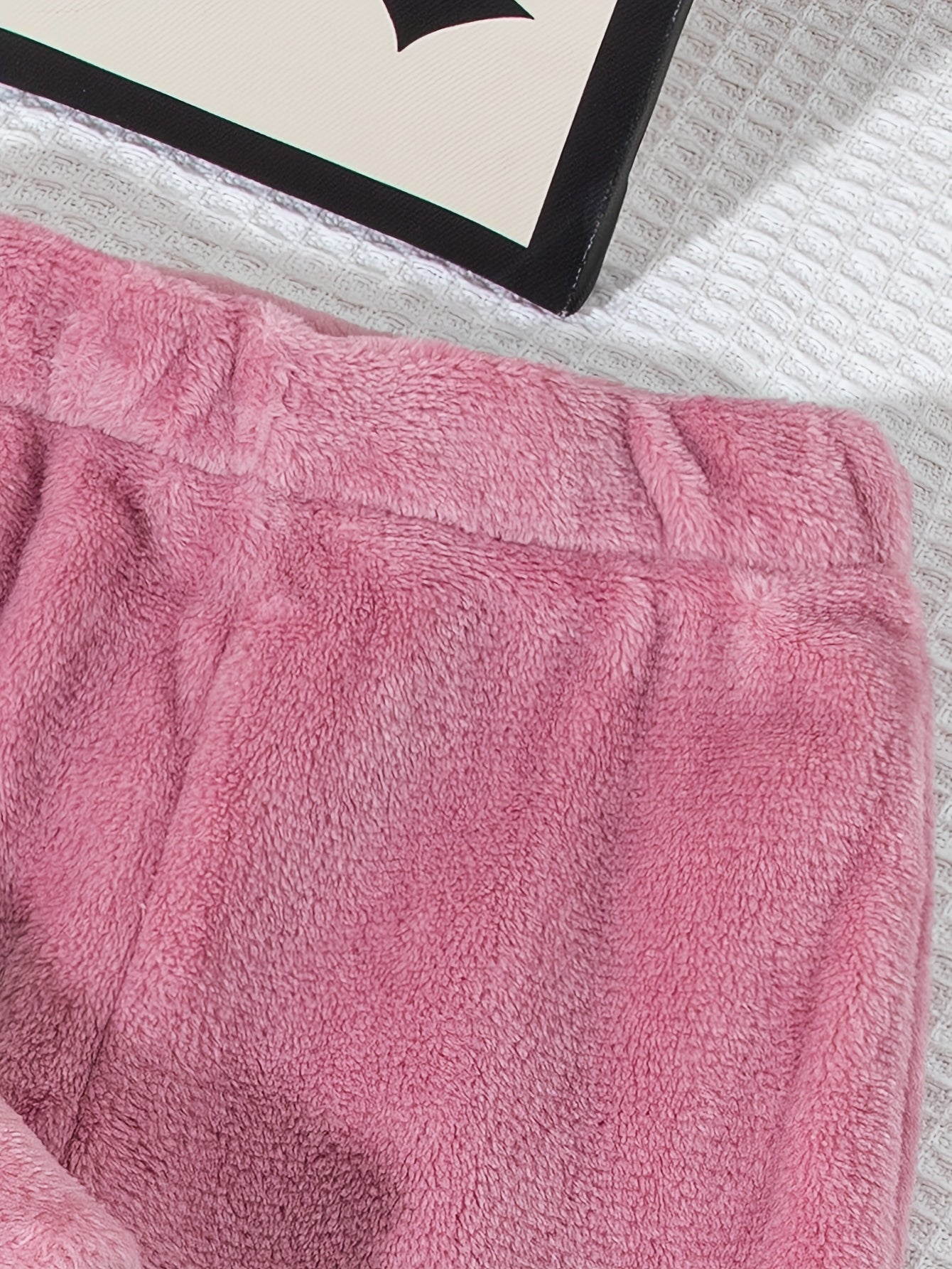 [Simple, Perfect for Girls] Reversible Plush Hooded Pullover & Pants Set | Girls' Autumn-Winter Fashion | Outdoor