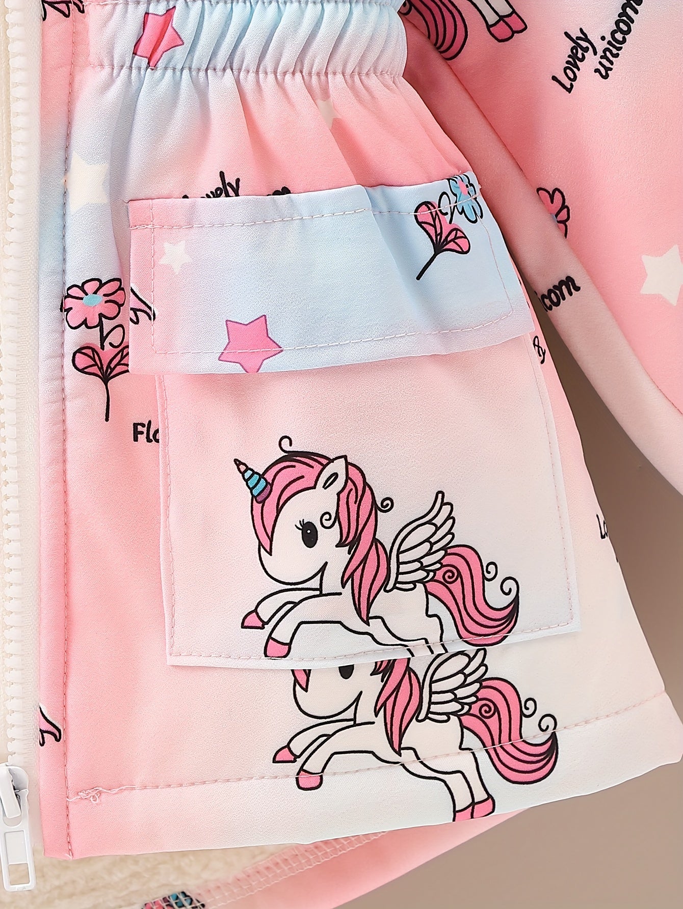 [Girls' Winter Jacket] Girls' Winter Fleece-Lined Hooded Jacket with Unicorn & Butterfly Print - Pink to Blue Ombre Design, Warm & Cozy Outerwear for Toddlers, Machine Washable Polyester, Girls Jacket