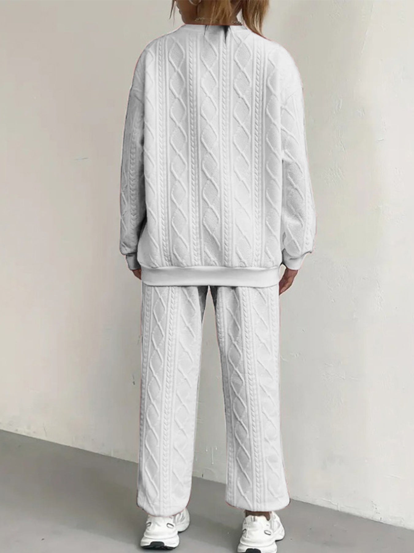 2024 Autumn/Winter Women's twist spliced long sleeve round neck top bunched feet trousers two-piece set